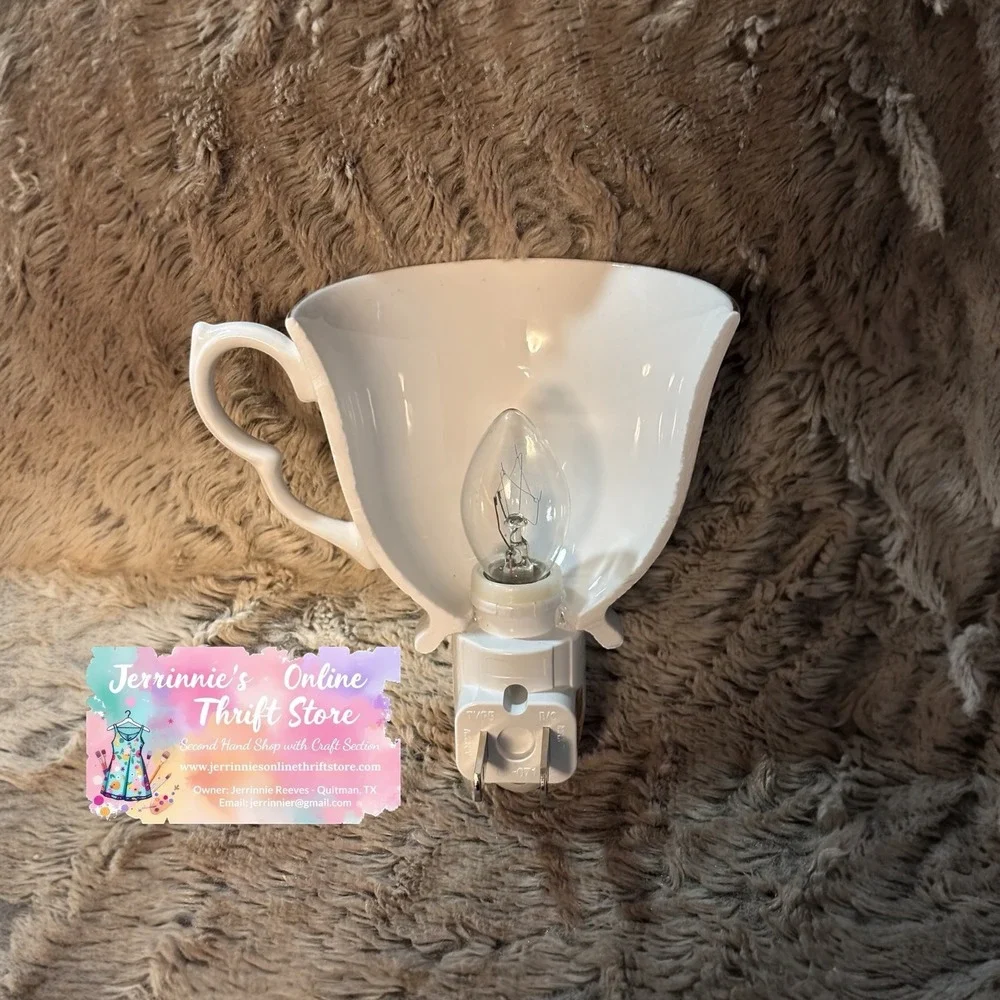 Vintage Teacup Night Light Floral Porcelain‎ Cottagecore Plug In Wall Lamp Decor